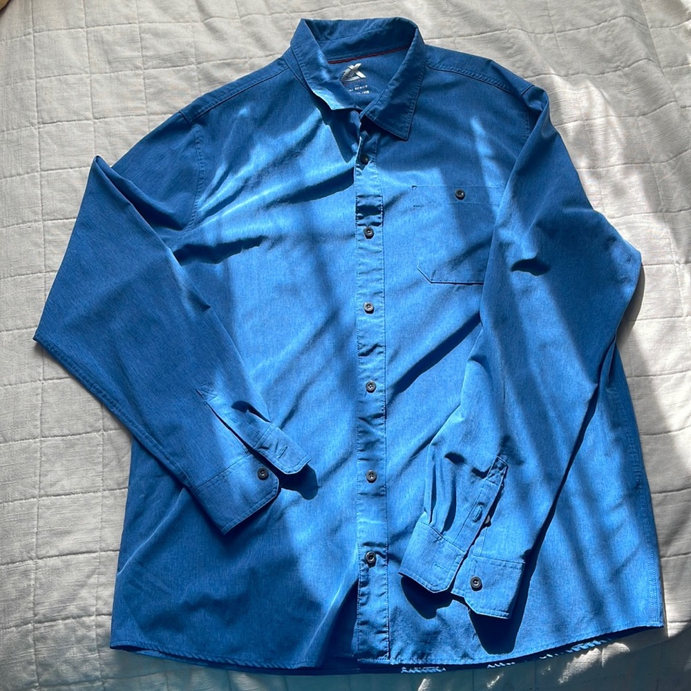 Men’s sport button down shirt